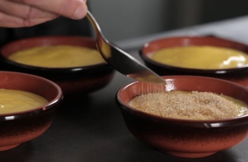 Crema_catalana_zucchero_di_canna_001