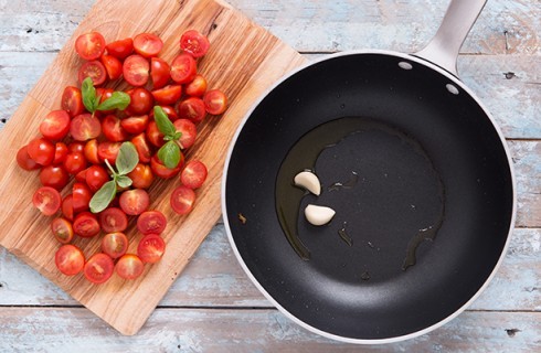 La salsa di pomodoro per le melanzane a funghetto