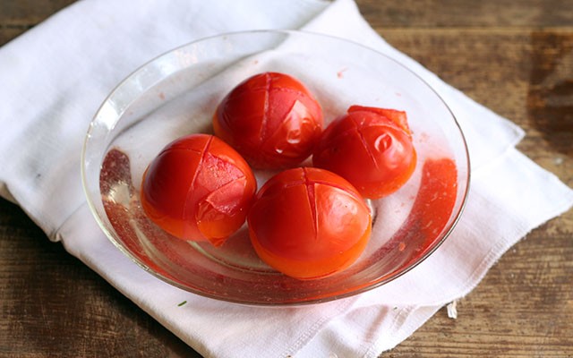 Triglie alla livornese - pomodori per concasse