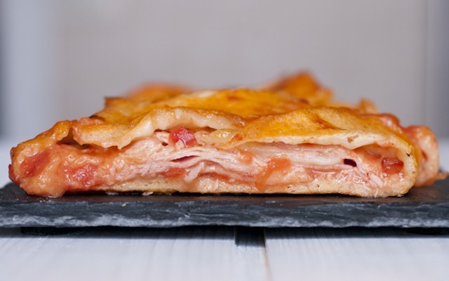 Ricetta dello strudel di pizza | Agrodolce