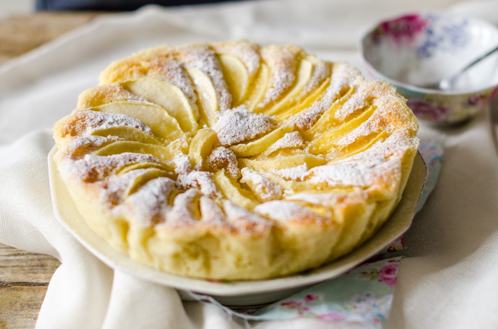 Torta di mele soffice al microonde | Agrodolce