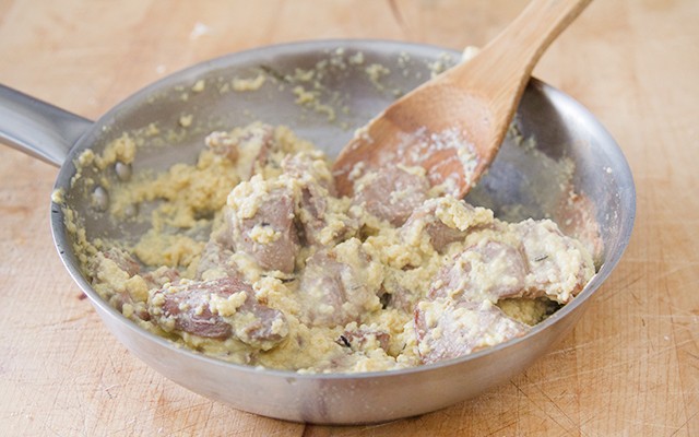 Agnello cacio e uova step3
