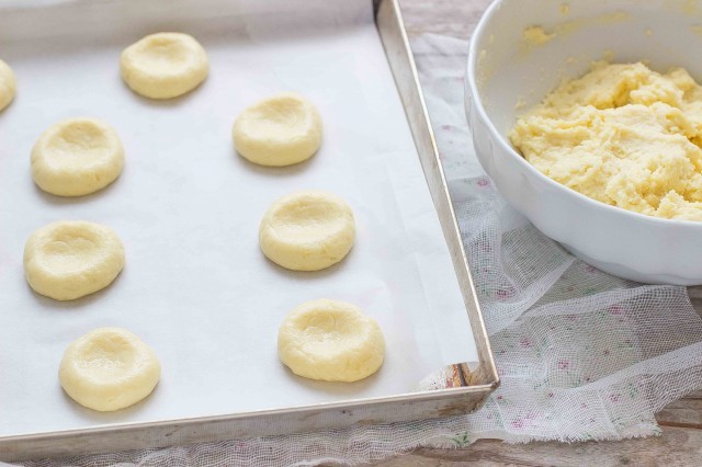Step 3 cheesecake cookies