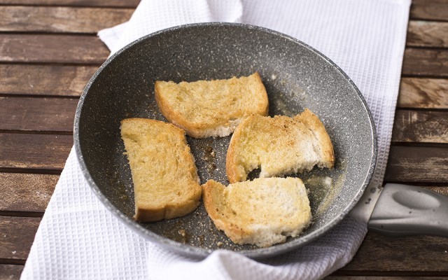zuppa alla pavese step (2)