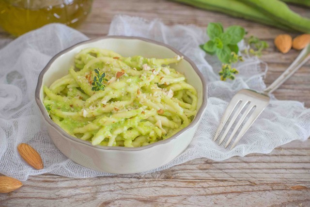 pasta con le fave
