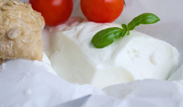 stracchino come scegliere i formaggi in cucina