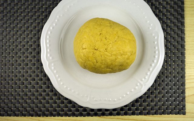 crostoli-ripieni-di-marmellata-step-2