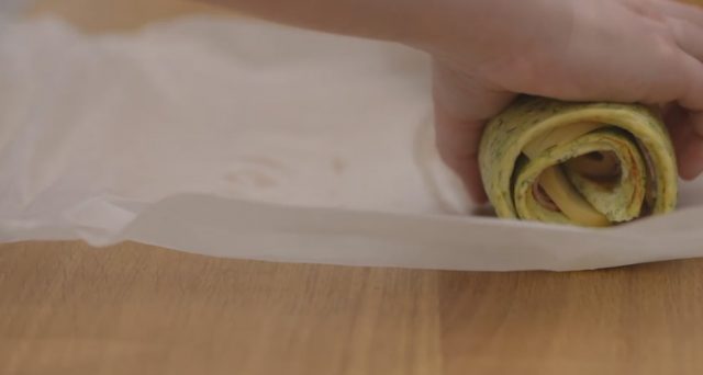 rotolo-di-frittata-di-zucchine-06