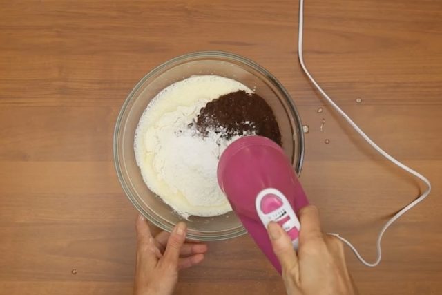 torta-al-cioccolato-senza-bilancia_3