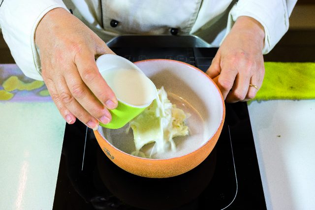 alette-di-pollo-al-barbecue-con-crema-al-formaggio-step-1-1