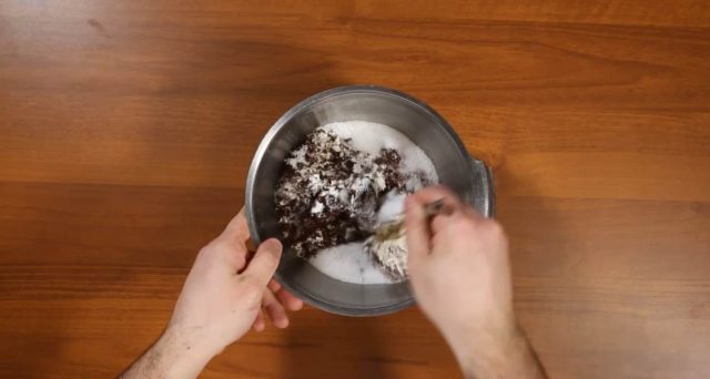 crostata-cioccolato-e-frutti-rossi-step-1