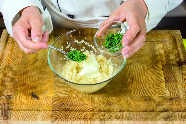 Prezzemolo tritato nel cous cous