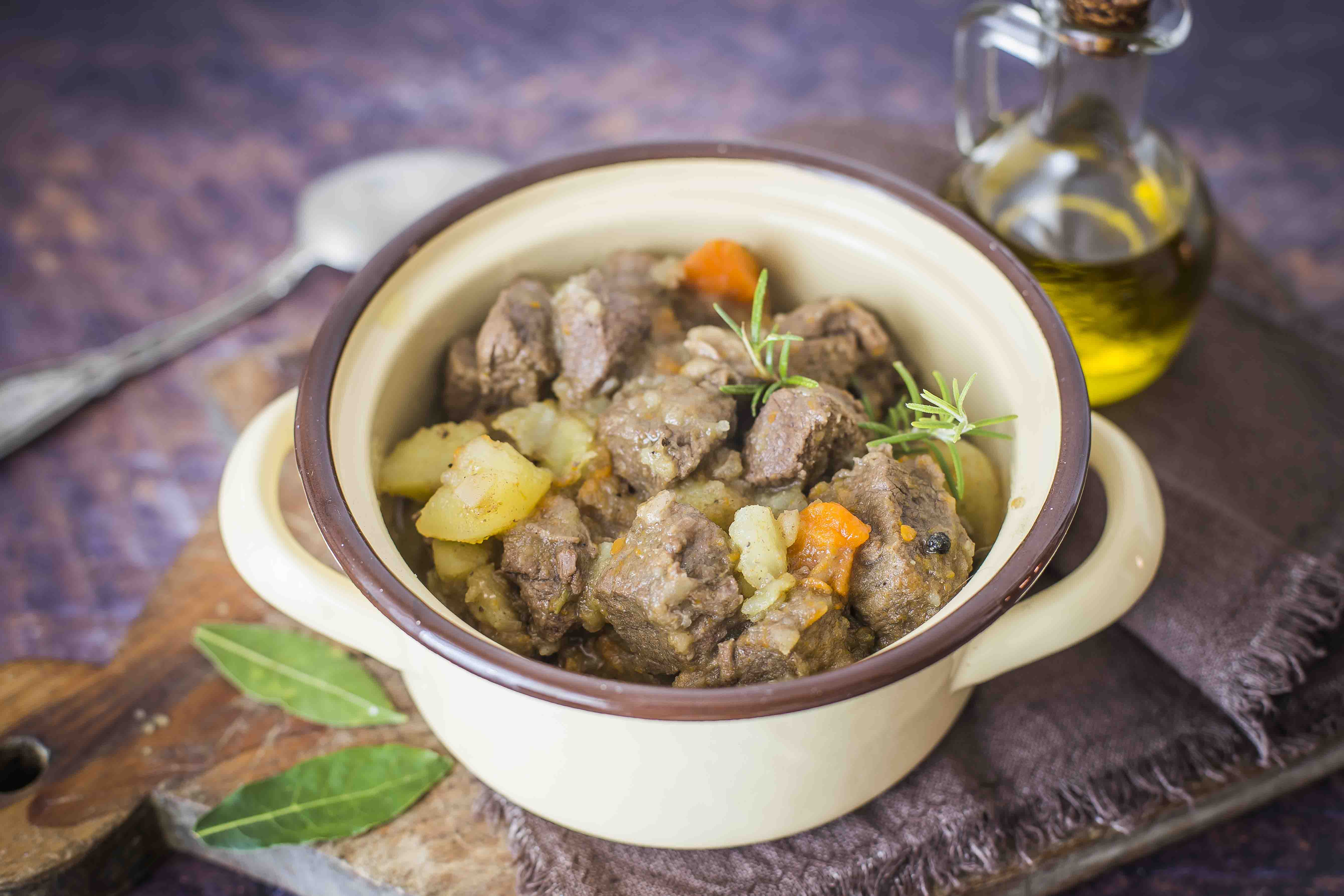 Ricetta Stufato Di Cinghiale Agrodolce ricetta-stufato-di-cinghiale-agrodolce