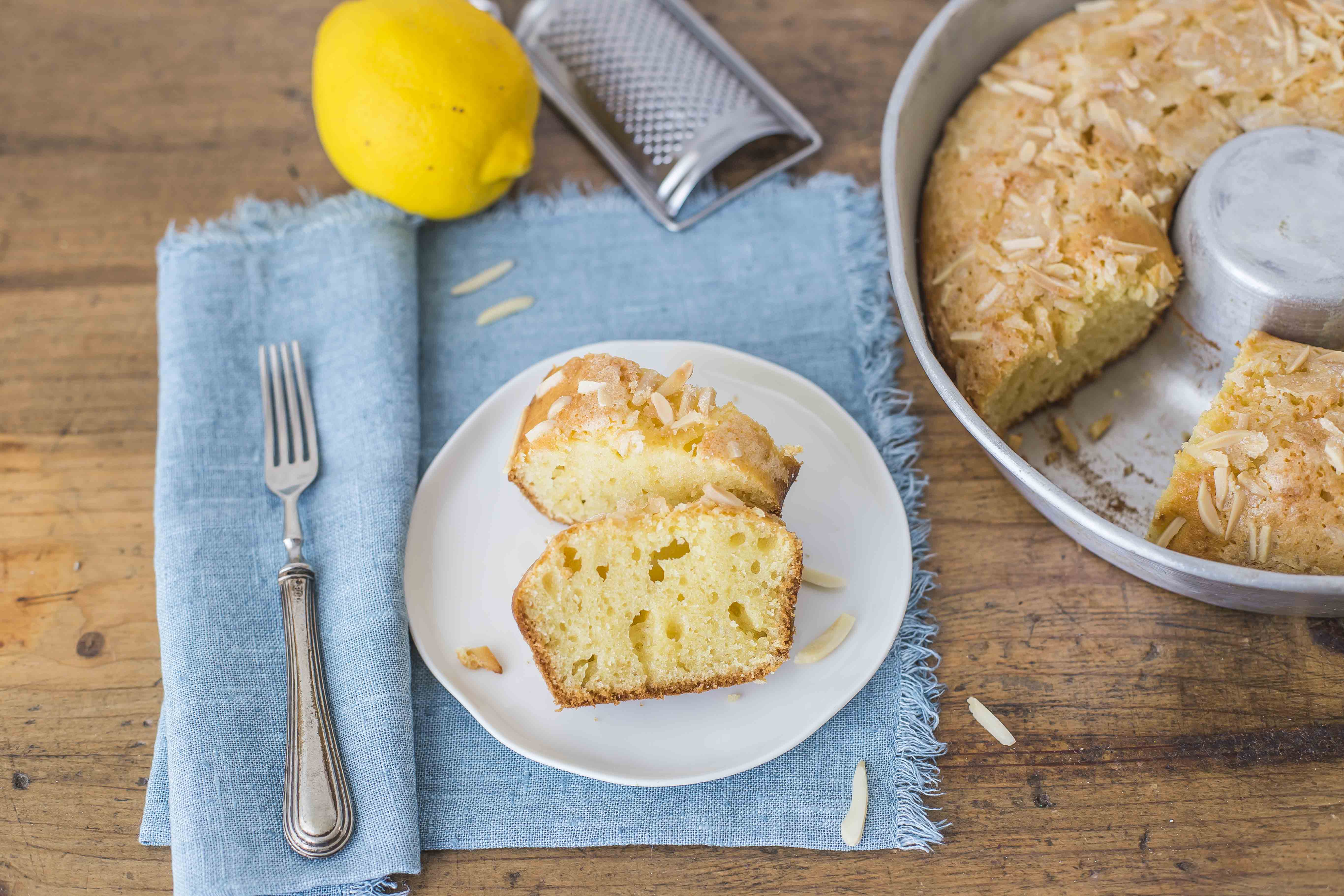 Ciambella con ricotta