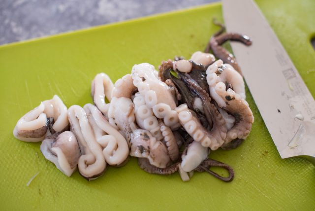 mezze-maniche-moscardini-e-cannellini