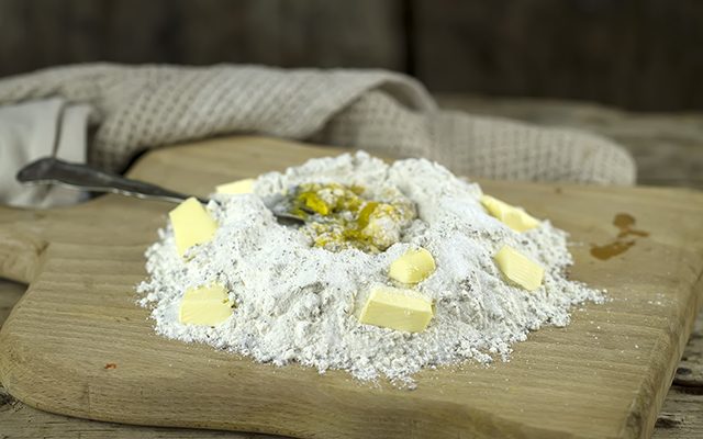 Preparazione della frolla al caffè - step 2