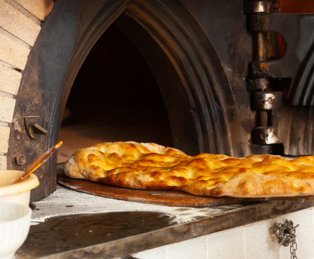 Focacce d'Italia: 15 focacce che devi conoscere (e assaggiare) | Agrodolce