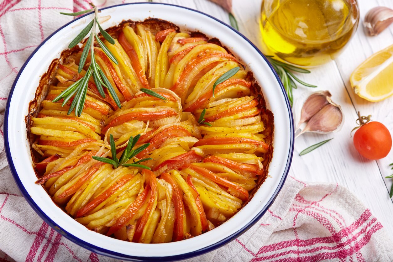 Patate e pomodori al forno