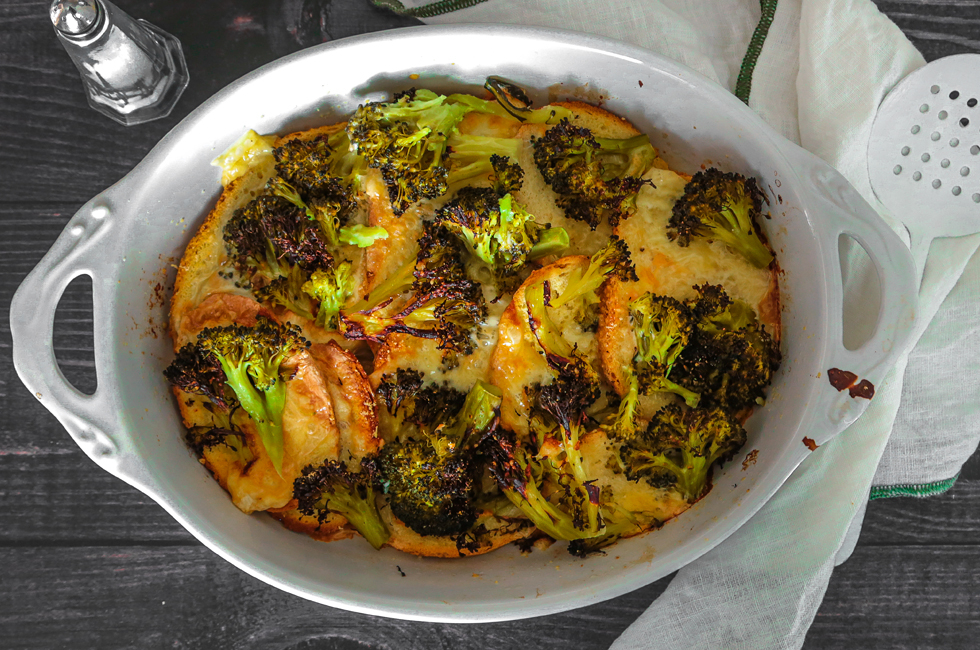 pasticcio di pane e broccoli