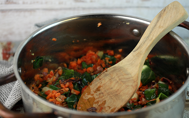 Soffritto per minestra di fagioli