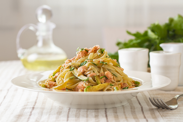 Pasta salmone e zucchine