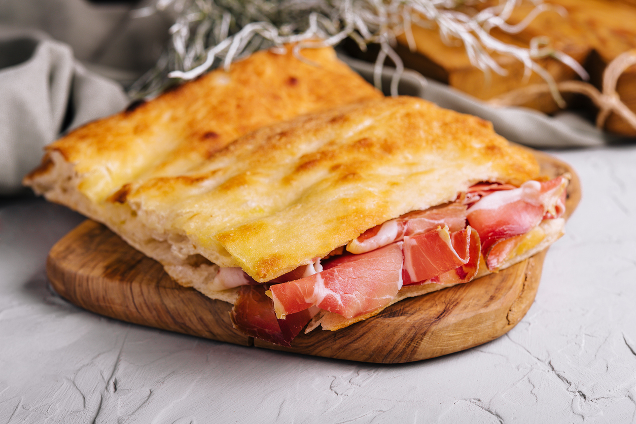 Focaccia ripiena soffice